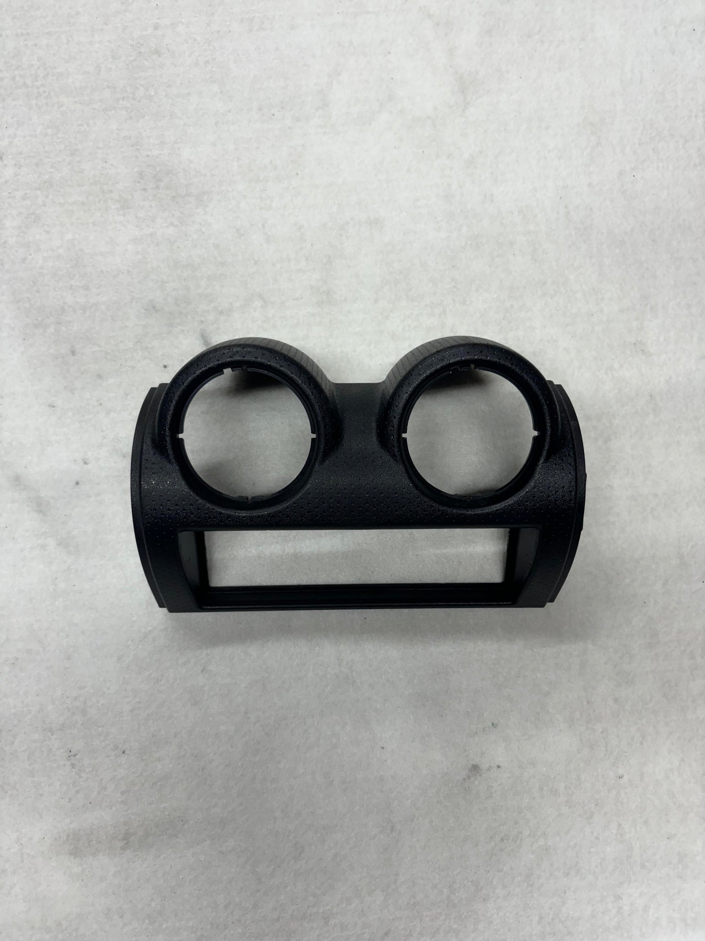 D121U0062F Mounting Assy-Center Flv (NAT)