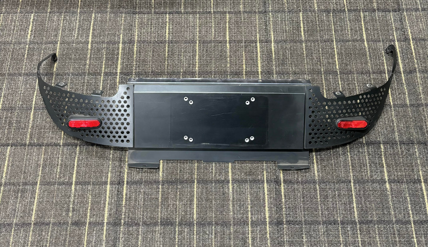 F120A0082F + A122A0012F + A122A0011F Rear Panel With Grills 06 MY Prior