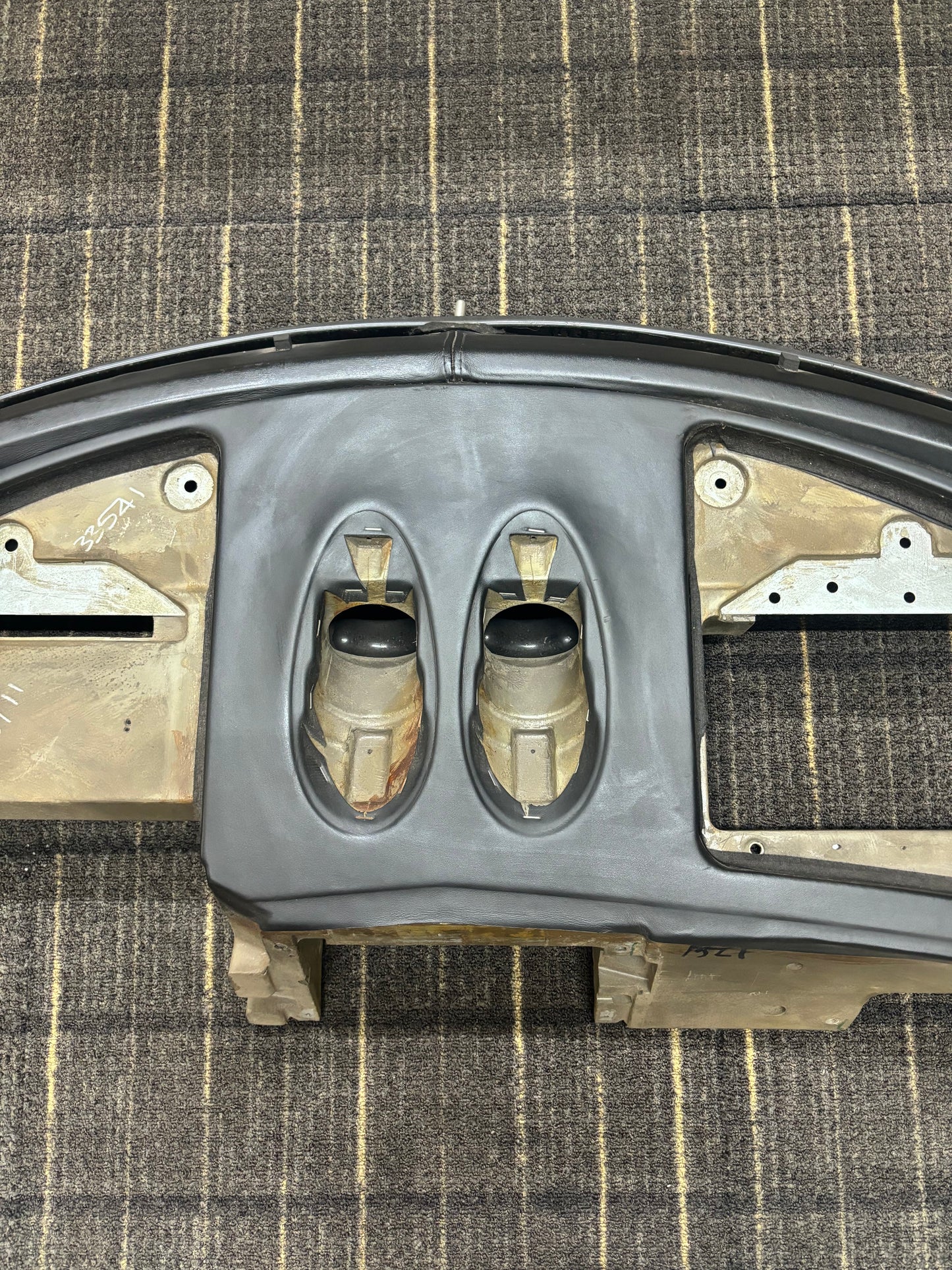 A132V4067J Black Dash Pad Evora LHD