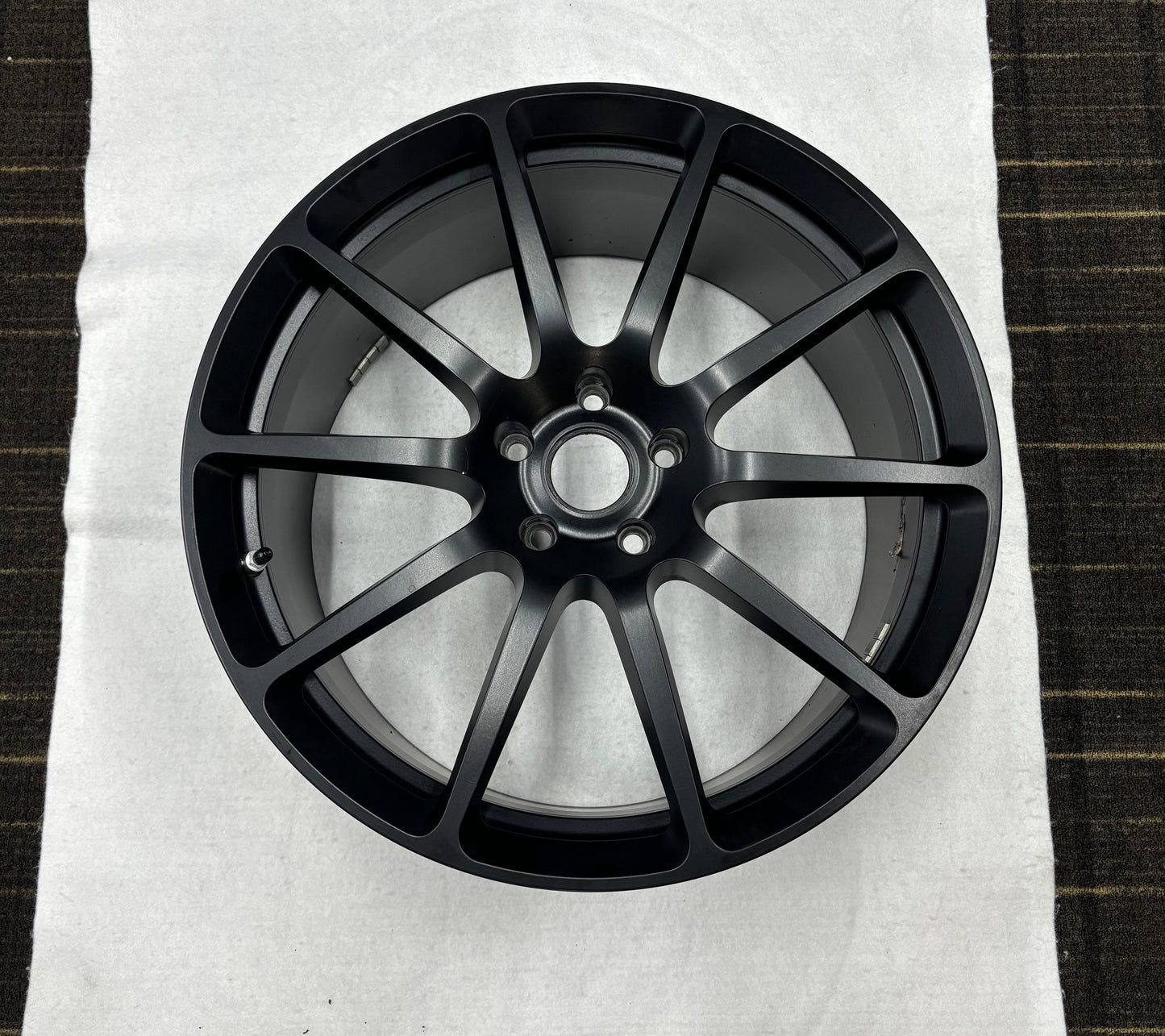 A710G0002F Wheel Forged Rear 10 spoke 20 x 10.5J ET69 Satin Black