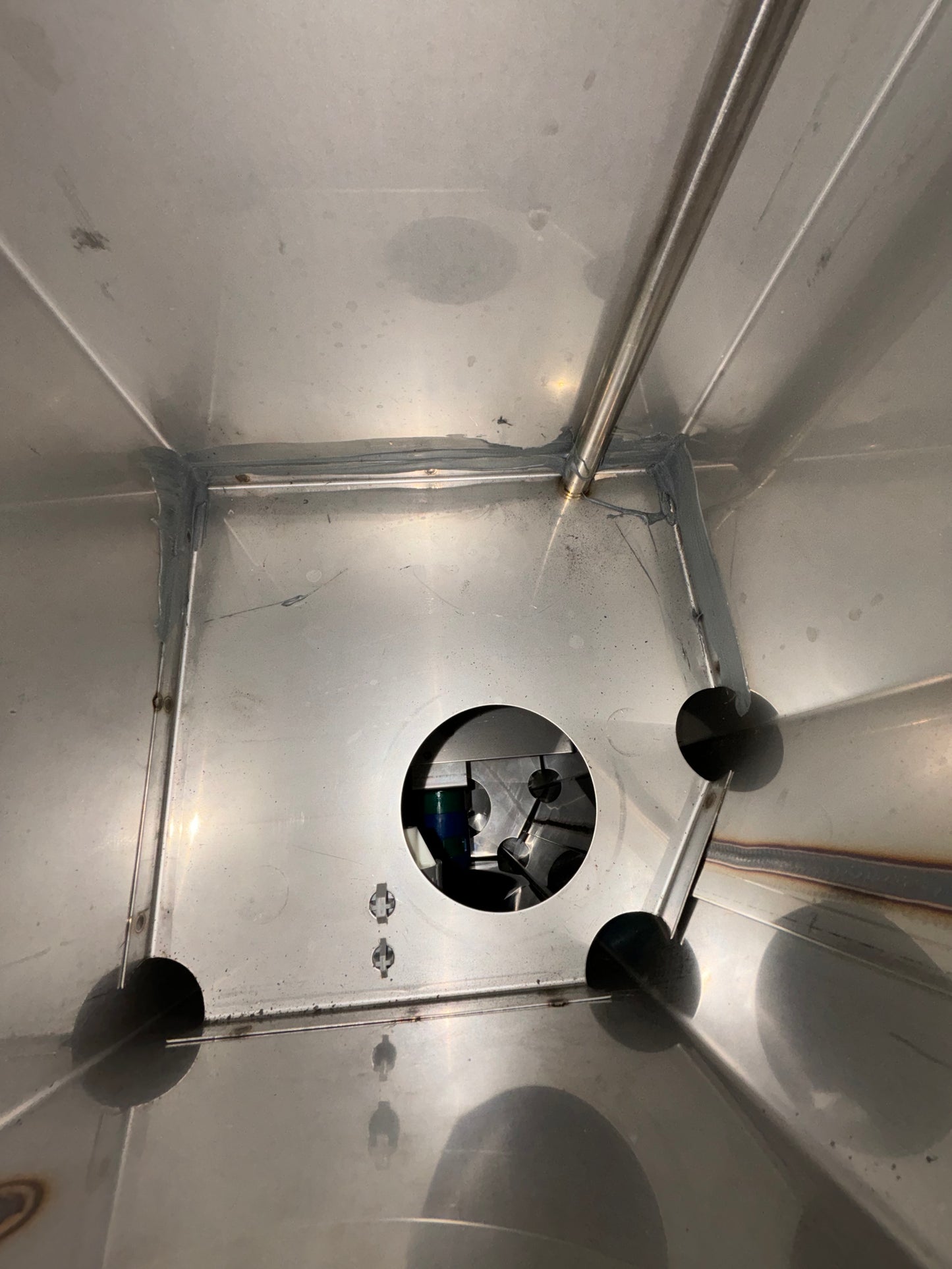 C121L0054H Baffled Fuel Tank, federal, LEV 2 Integral FLVV valve/roll-over valve '06 MY + *NEW*