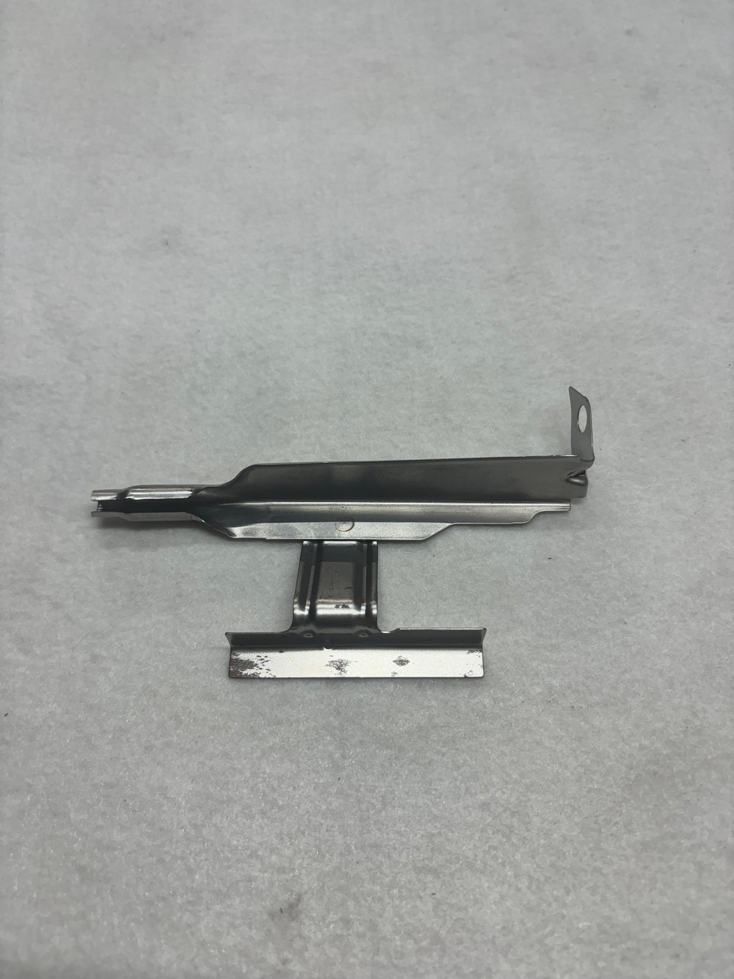 A120F6039S Pipe Oil Receiver Bracket Transmission