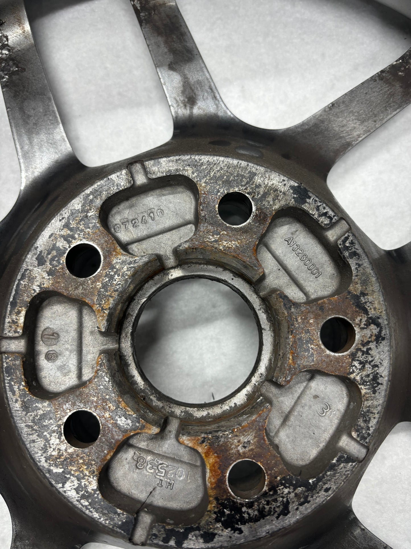 A132G0083F Ten Spoke Wheel Front 8j X 18 Cast Silver