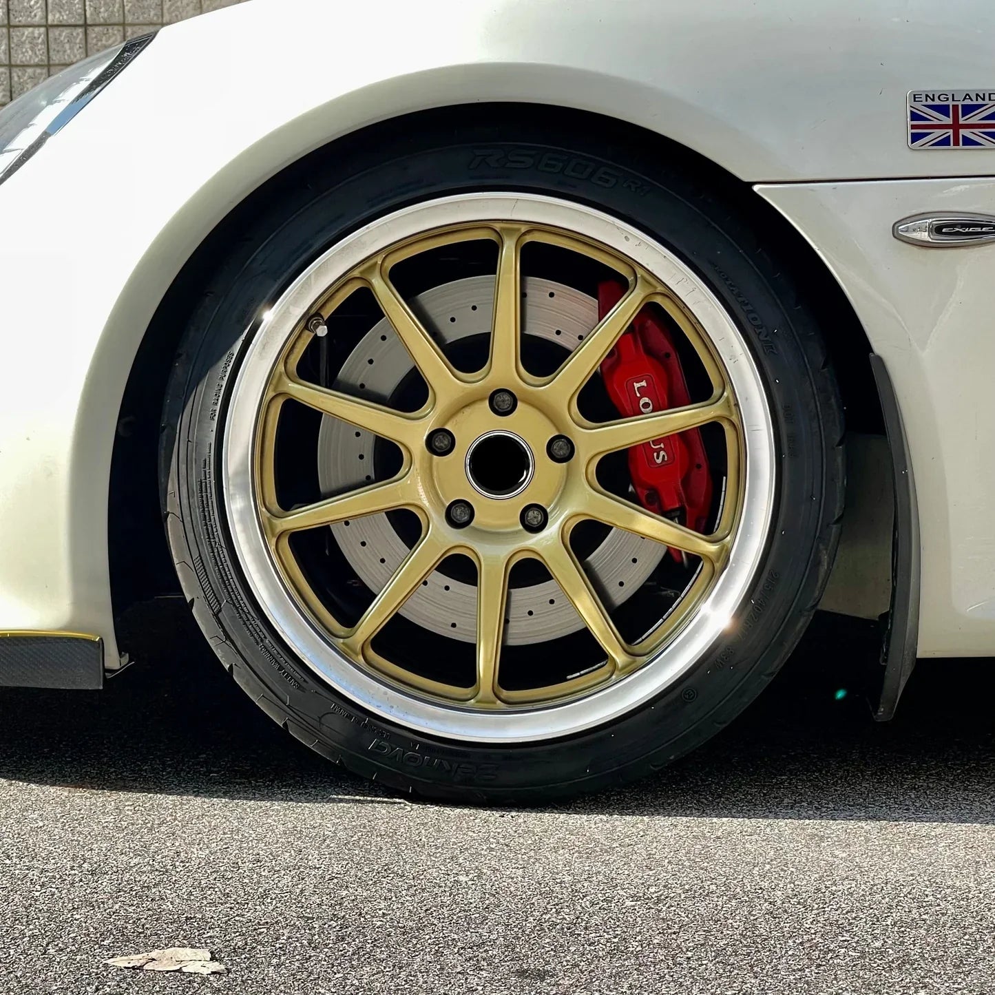 WHEELS