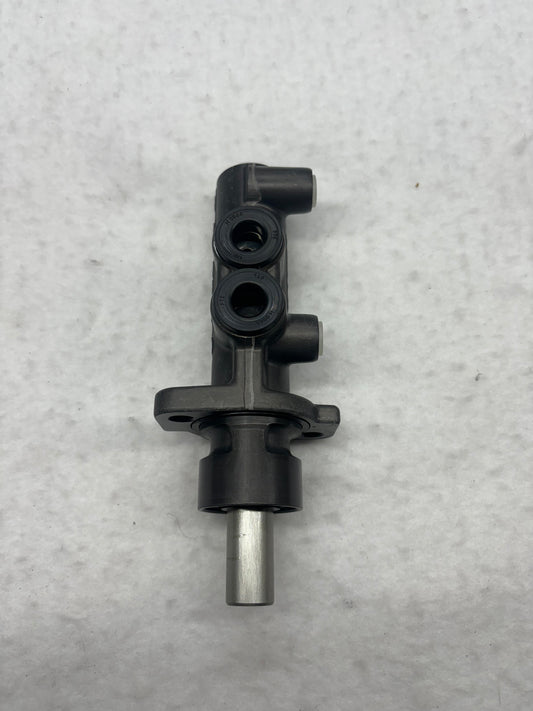 A116J0047H Master Cylinder *NEW*