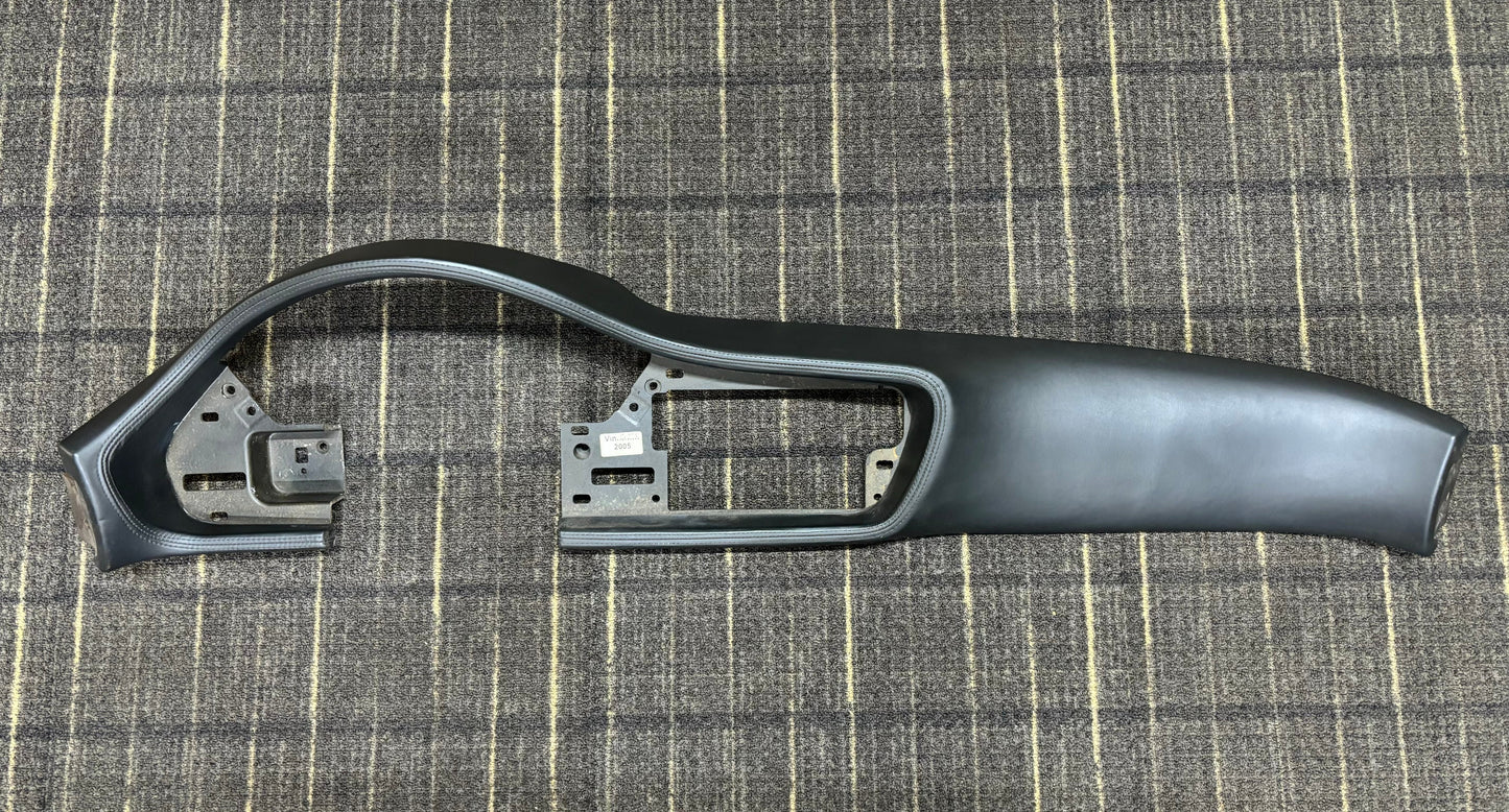 A132V4069J Black Leather Trim Panel Switch & Instruments Surround