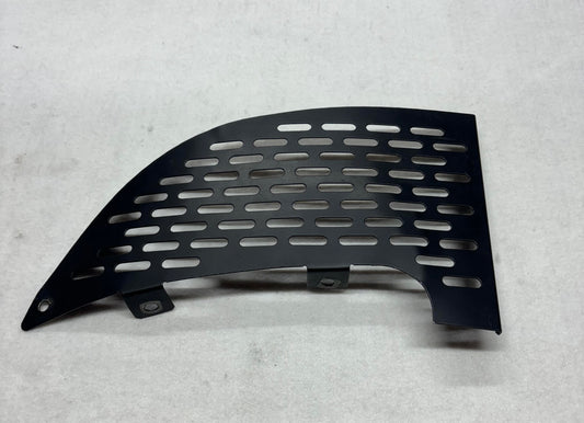 B122A0059F Rear Panel Grill To Diffuser No Reflector