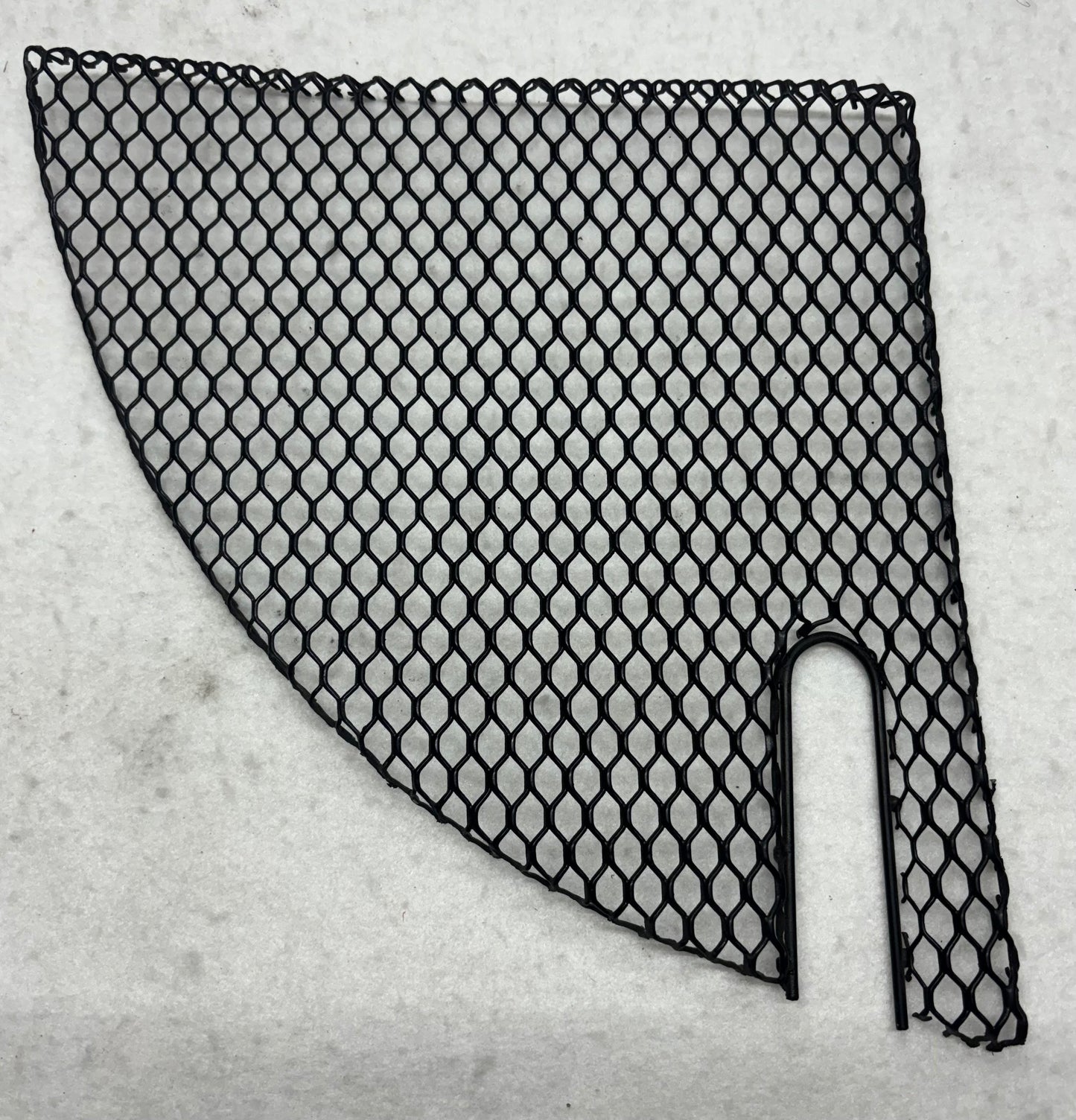 A122B0113F Grill Tailgate Rear L/H With Hole For Spoiler