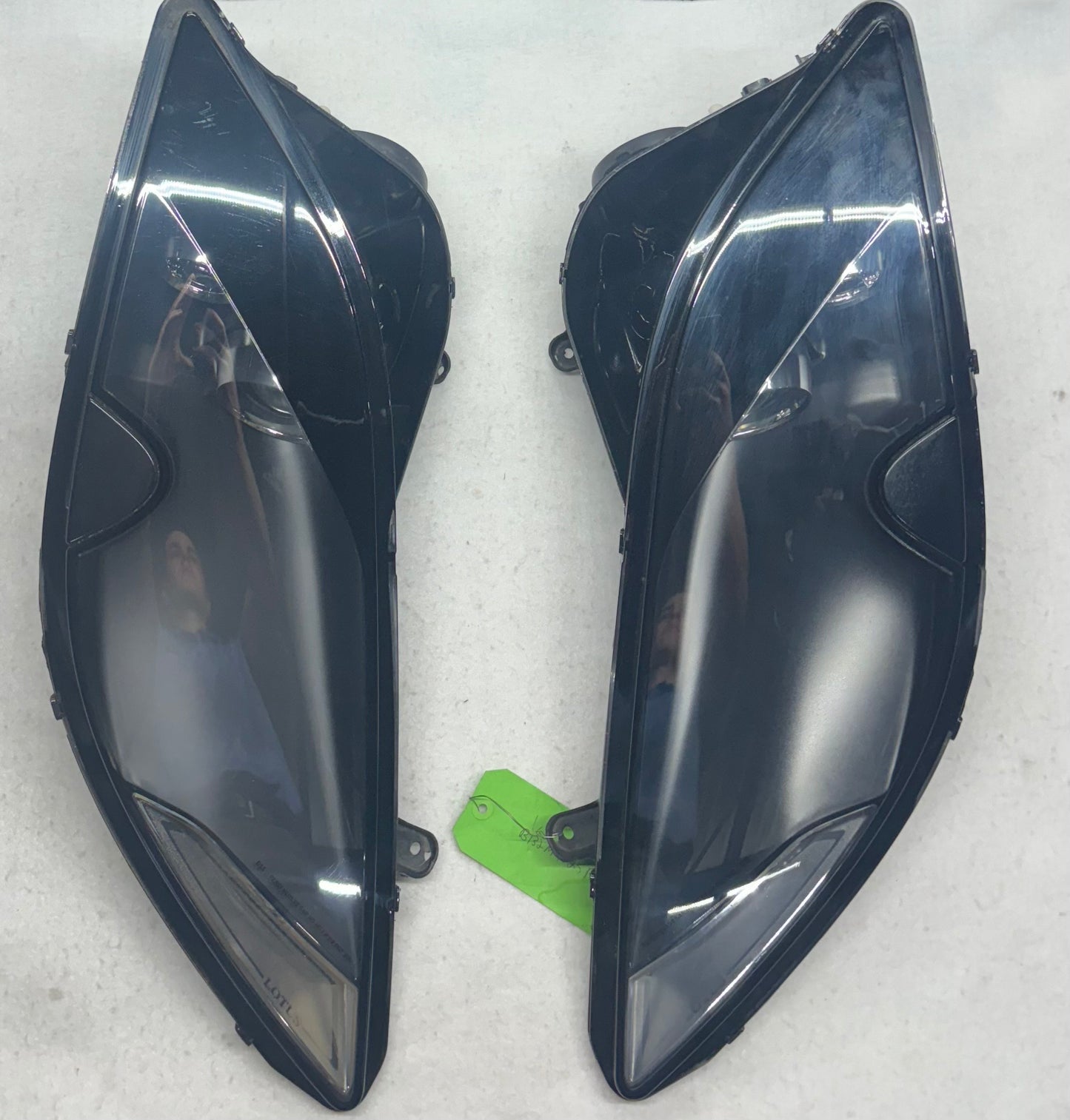 C132M4026F + C132M4025F Headlight Assembly Pair *Read Description*
