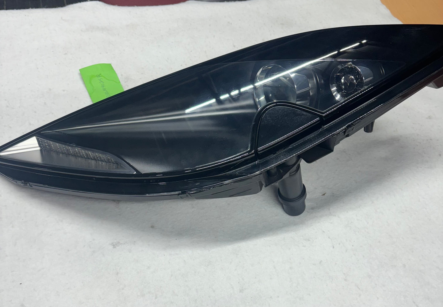 C132M4026F + C132M4025F Headlight Assembly Pair *Read Description*