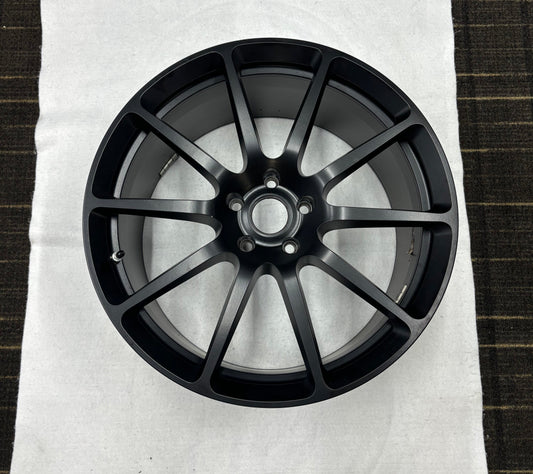 A710G0002F  Wheel Forged Rear 10 spoke 20 x 10.5J ET69 Satin Black