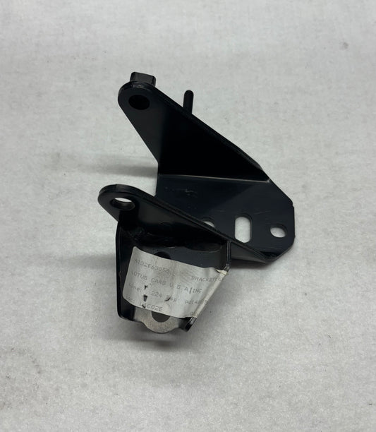 A132E6305S Bracket Transmission Mount Manual