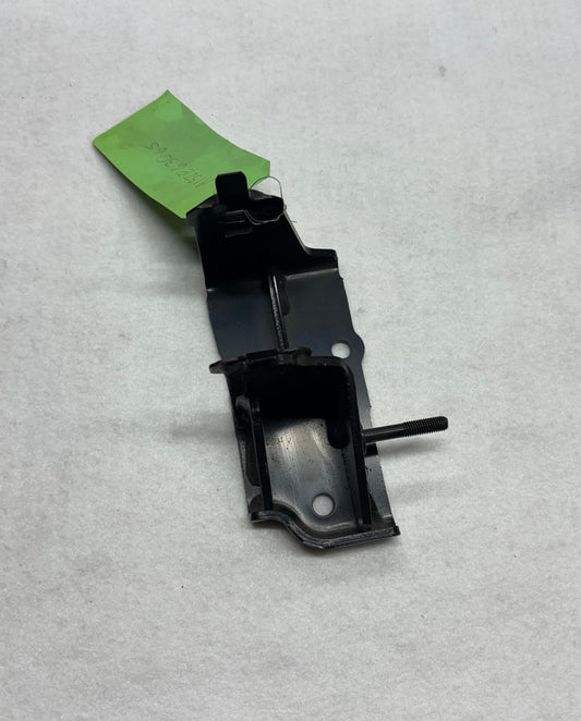 A132E6306S LH Transmission Mount