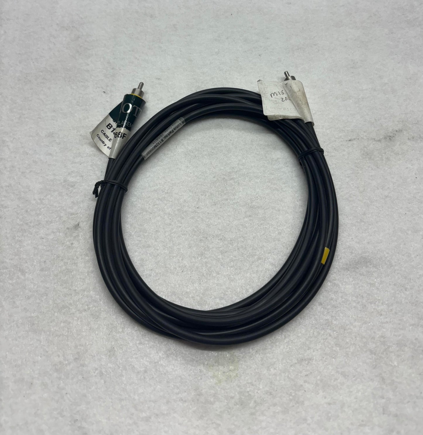 B132M0068F Reverse Camera Cable