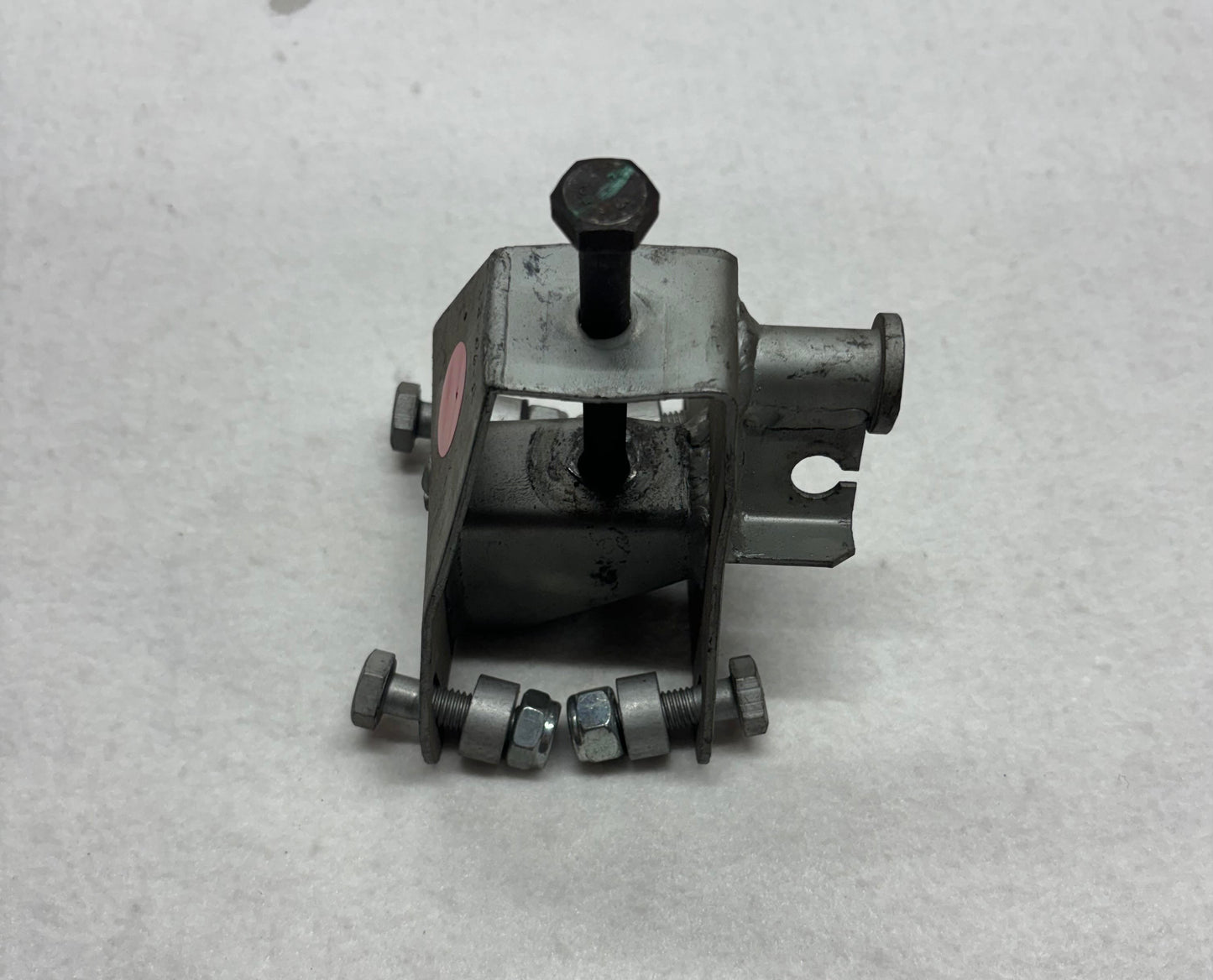 C120D0023F Bracket Lower Wishbone/Chassis LH
