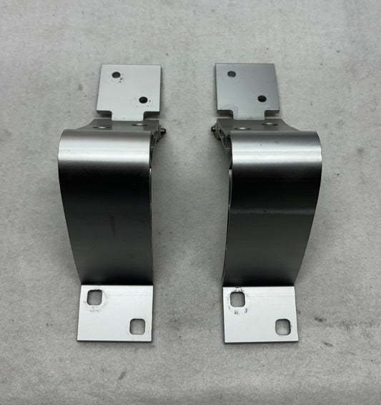 A122B0084F Tailgate Hinges *Pair*