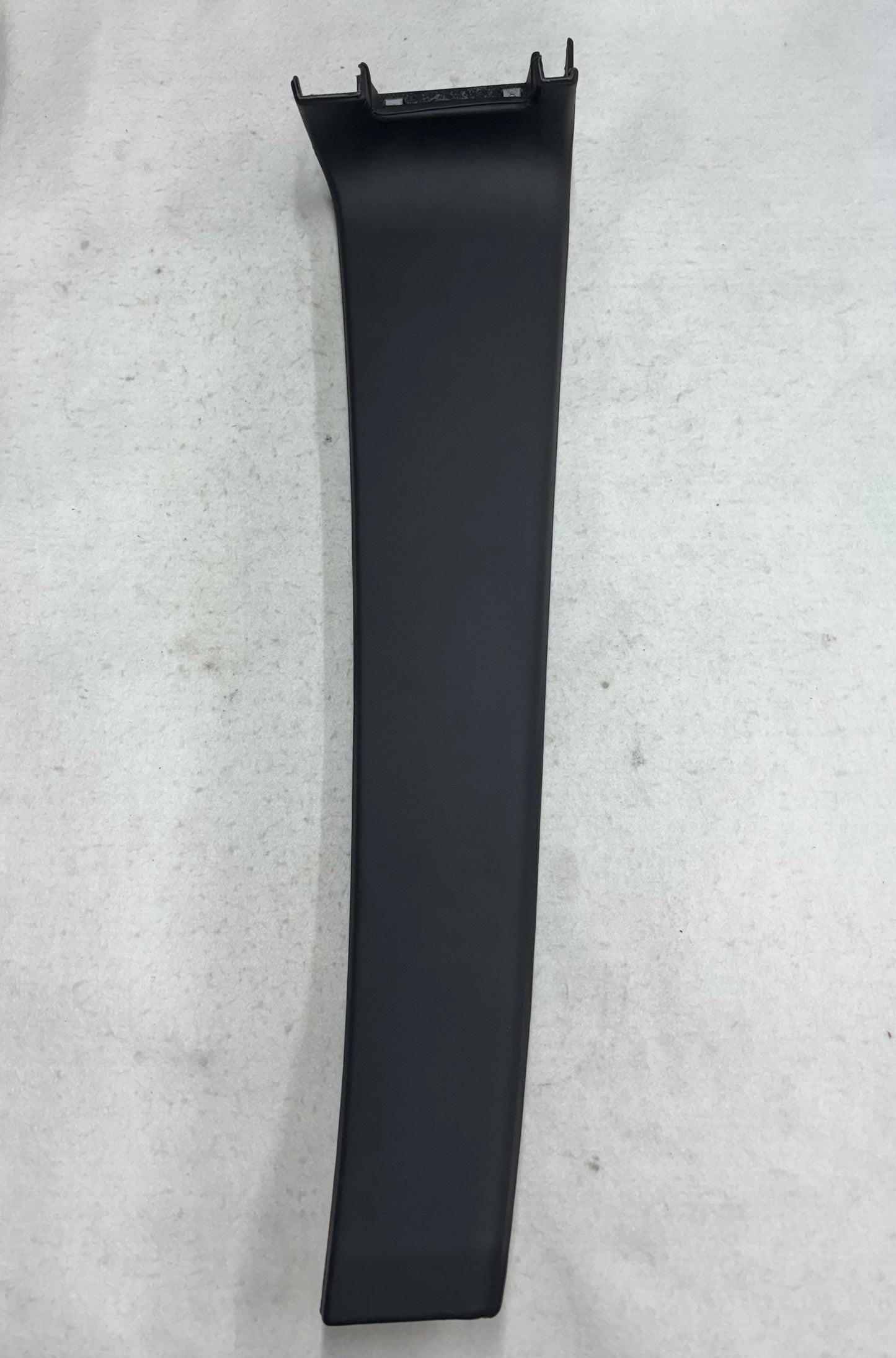 A138V4243F Sill Trim Panel LH Leather