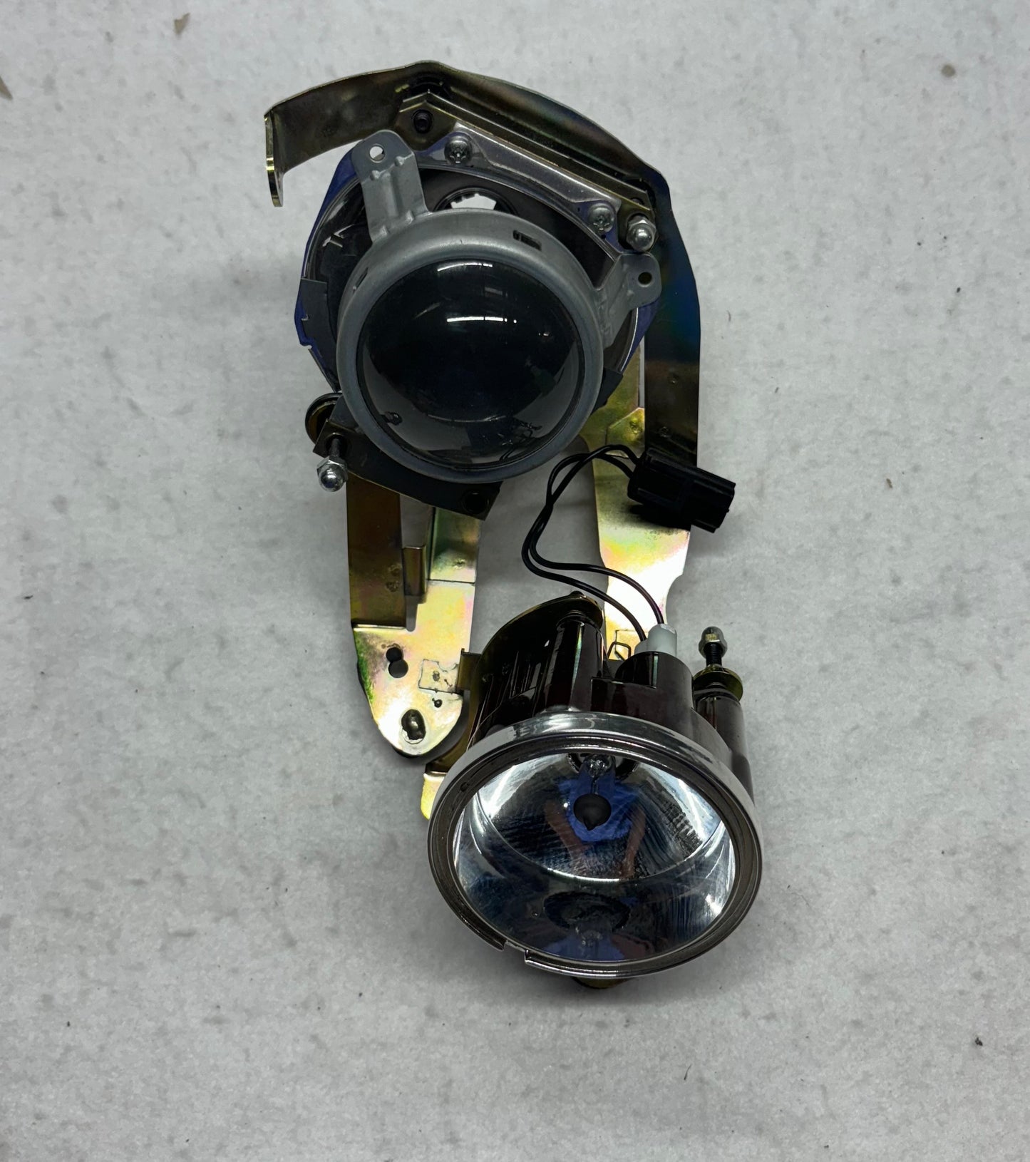 A117M0092S Headlight Bracket RH Pre 07