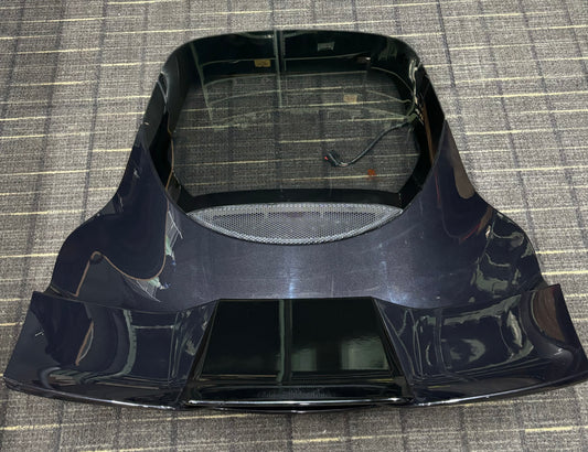 C132B0066K Black Evora Tail Gate Assembly With Wing  *READ DISCRIPTION*
